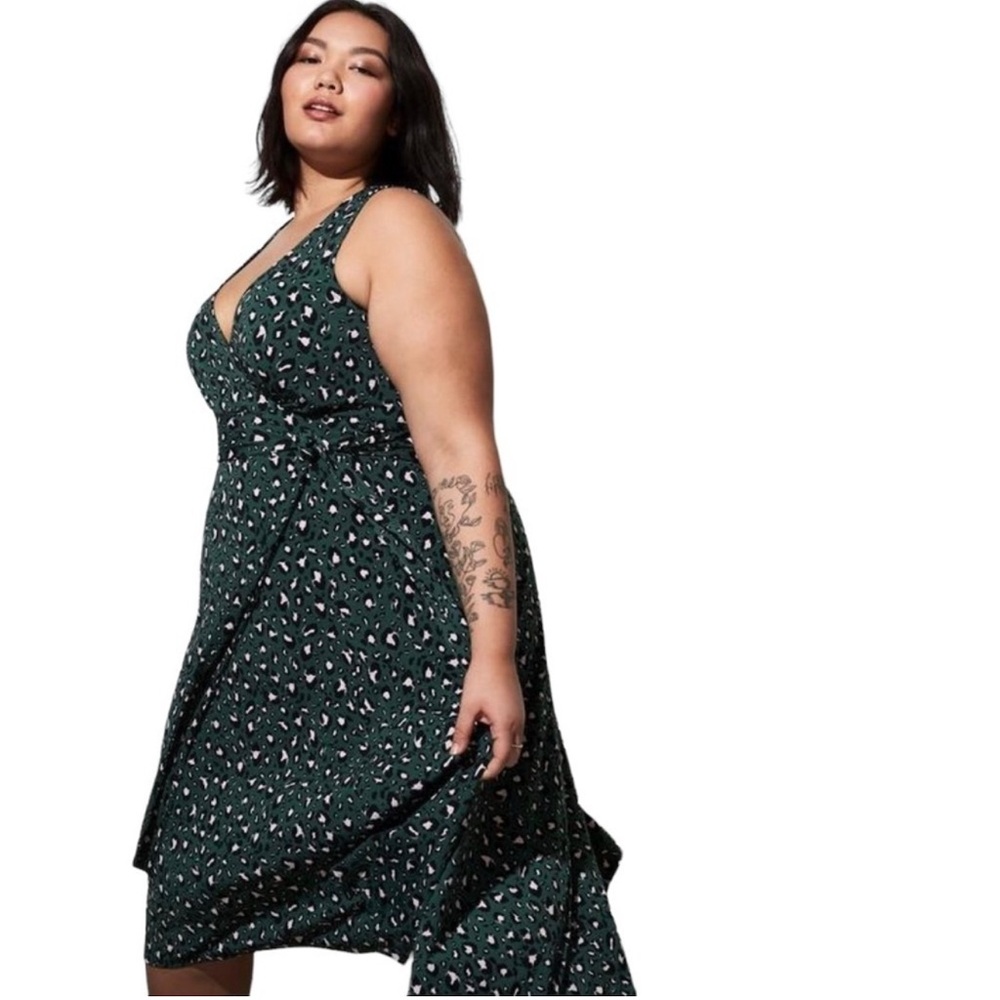 Torrid Gree and White Leopard Patterned Midi Dress